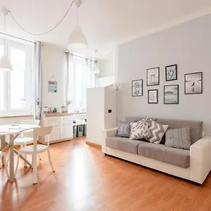 Apartment Mazzini 12 Very With Private Garage, Air Conditioning, Wifi, Just 50 Meters From The, Rapallo